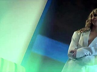 jillian janson craves a thick porn dick for intense anal fisting fun