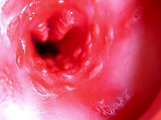 O kurwa! Wielki czerwony kutas wypełnia soczystą cipkę gotową do eksplozji w każdej chwili