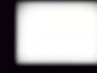 Religiös fostermamma lär ut lydnad med doggy och avsugning