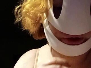 호른 와이프 웹캠에 젖은 보지 보여, 솔로 손가락질!