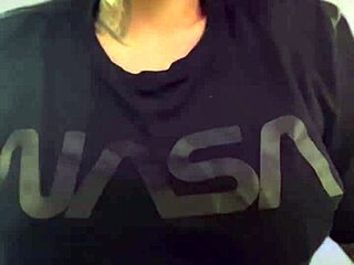 Got so hot at gym, took off shirt, sweat drippin’ everywhere, damn!