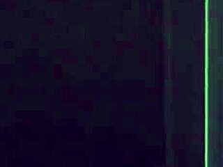 Fir-ar! Babysitterul călărește pula tare în POV