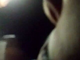 나한테 부드럽게 오럴 빨아주네