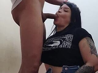 I masturbate while sucking my stepbrother's dick without a condom in detail.