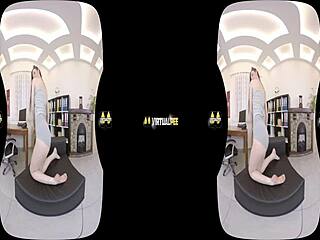 Damn, Virtualpee kinky redhead soaks her clothes in piss for wild fetish fun!