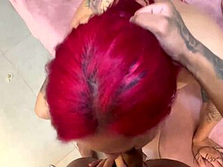 Rebolando na rola até o safado gozar dentro, huh?