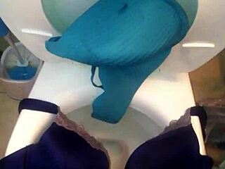 Step Sister in 40DD Bra Takes Hard Cumshot