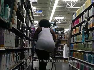 i'm obsessed with candid stacked black woman's booty