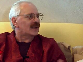 Man, I’m so into Deborah Sorrentino’s erotic room vibe, ya know?