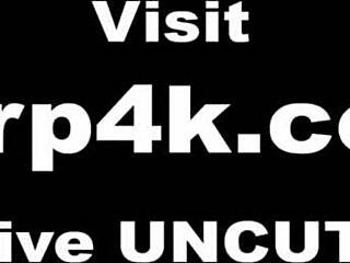 Callie Jacobs Perp4k dükkanında hırsızlık şüphesiyle arka odaya sürüklenir