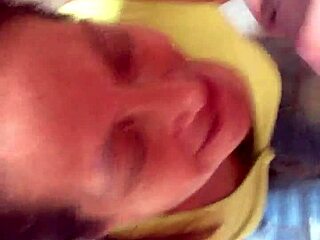 Mi Amiga Shows Off Wild Amateur Moves in Bed