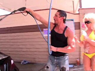 Hey, wanna see me dominate this skinny chick?