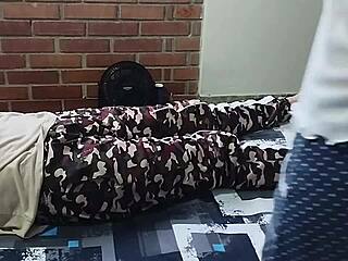 Quick chat turns into Colombian couple’s steamy doggystyle close-up