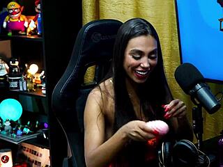 didy reis flashed her stunning tits mid-podcast and ruan went wild