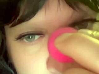 Getting Ready for a Night Out with Jencakes