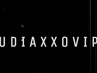 Мащеха измамена от доведен син за мокро пипане и чукане