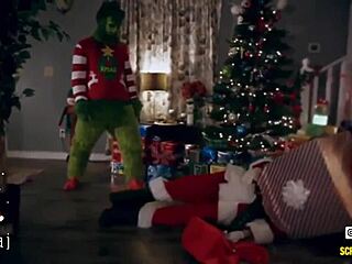 The Grinch XXX Parody - Wild Doggystyle Action with Milf on Screwbox