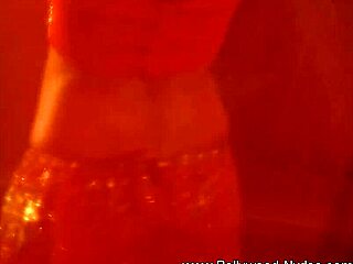 Indian Mature Brunette Solo Arousal Play