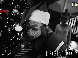 The Grinch XXX Parody - Wild Doggystyle Action with Milf on Screwbox