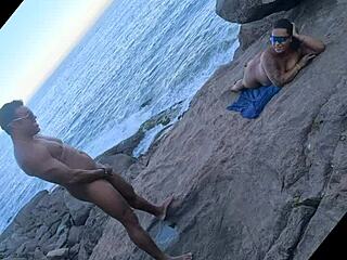 hey, met a short chubby sexy girl at nudist beach, watch till end! 😲