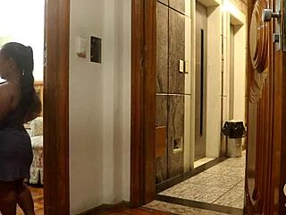 Menina Pequena Fica Atrevida Até Pau Grande Aparecer