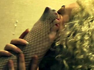 If you suck my toes, we'll have a damn good day