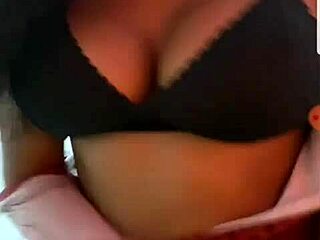 Latina beauty in a casual photoshoot