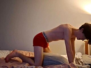 hey, wanna see my first pillow humping in ages? it's wild stuff!