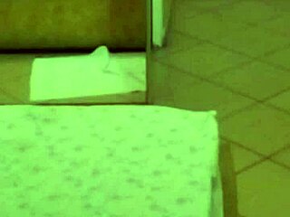 oh man, me and her, like, totally bangin’ in 2008 clip!