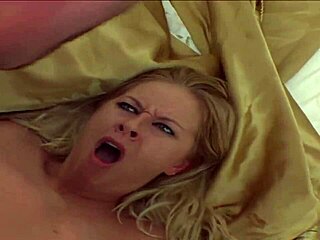 Fucking Big Tits Mom in Bed with Deep Doggy Action