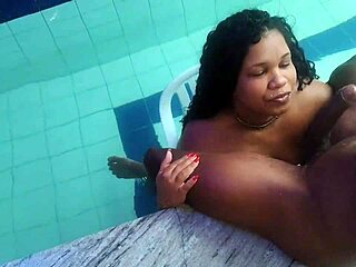 Bbw gostosa riding chair hard 'til creamy finish in MOUTH