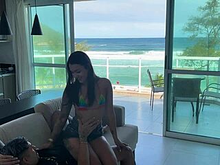 Latin Köpek Pozisyonunda Orgazm