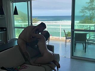 라티나 도기스타일 오르가즘