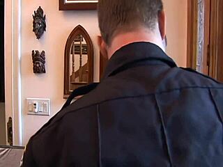 청년 금발 노레타 섹스토이로 클로즈업 보지 탐험, 격렬한 오르가즘