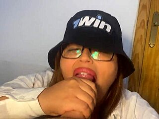 i'm vegan but i love swallowing cum from this latina milf's pussy