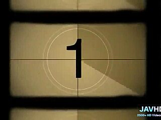 Do you like these delicate asian legs in stockings?