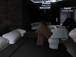 Compañera de cuarto caliente ansía acción, así que follamos duro al estilo Roblox