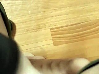 do you want to play with elza kom?