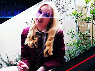 Wow, Gorgeous British Teen 18+ Fingers Herself to Cum 😍