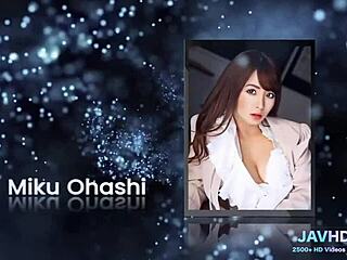 Do you like these delicate asian legs in stockings?