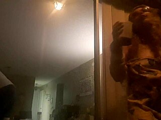 Wow, dulcemendra showing boobs outside!