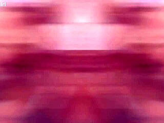 Lucy Mendez, latina meisje, neemt sterke dubbele penetratie met grote anale gaping