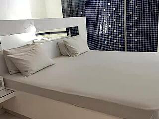 Hey, wanna pick up a redhead on the street for ass-fucking? Street blowjob included!