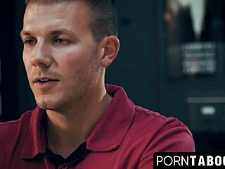 Prokletstvo, moja učiteljica Kristi Lav je izbušena od svog naoružanog učenika!