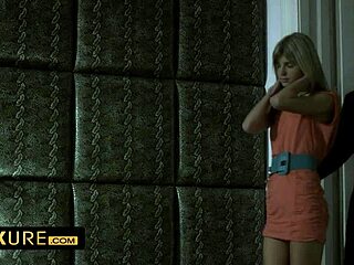 Blonde babe's nocturnal pussy desire!