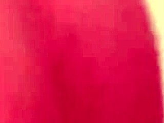 Lia Lor Receives Big Messy Facial