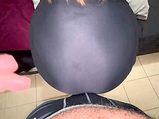 vagina peluda bajo la falda asmr vibes 😜