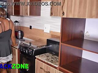 kitchen sex with mommy tastes good