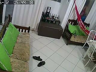 Direção Nego Catra, Latina Takes Monster Cock