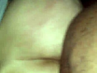 熟女スラットのアナルはMrhollaoutのもの、1年365日